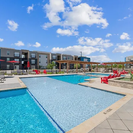 Luxe New Marble Falls Oasis - Mins To Hospital!